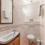 Spacious Elegant At The River * Budapest