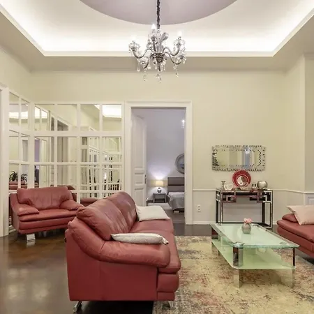 Apartmán Spacious Elegant At The River *