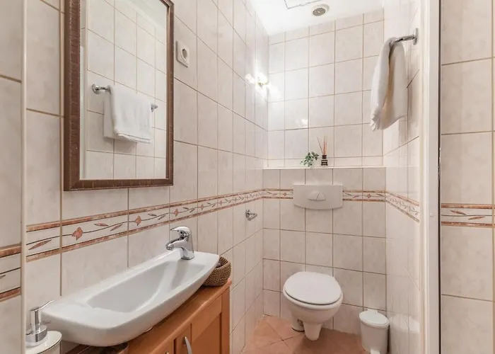 Spacious Elegant At The River * Budapešť