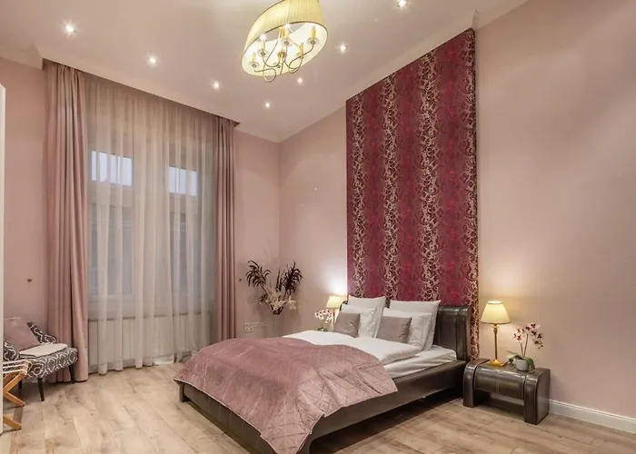 Spacious Elegant At The River Apartmán Budapešť